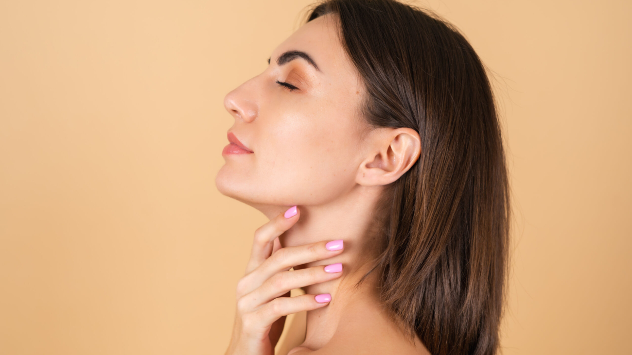 Woman with enhanced chin after non-surgical contouring