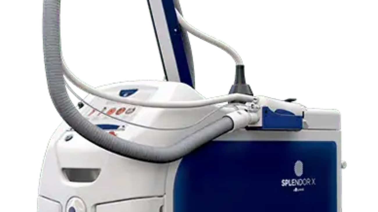 Splendor X laser hair removal device with BLEND X technology