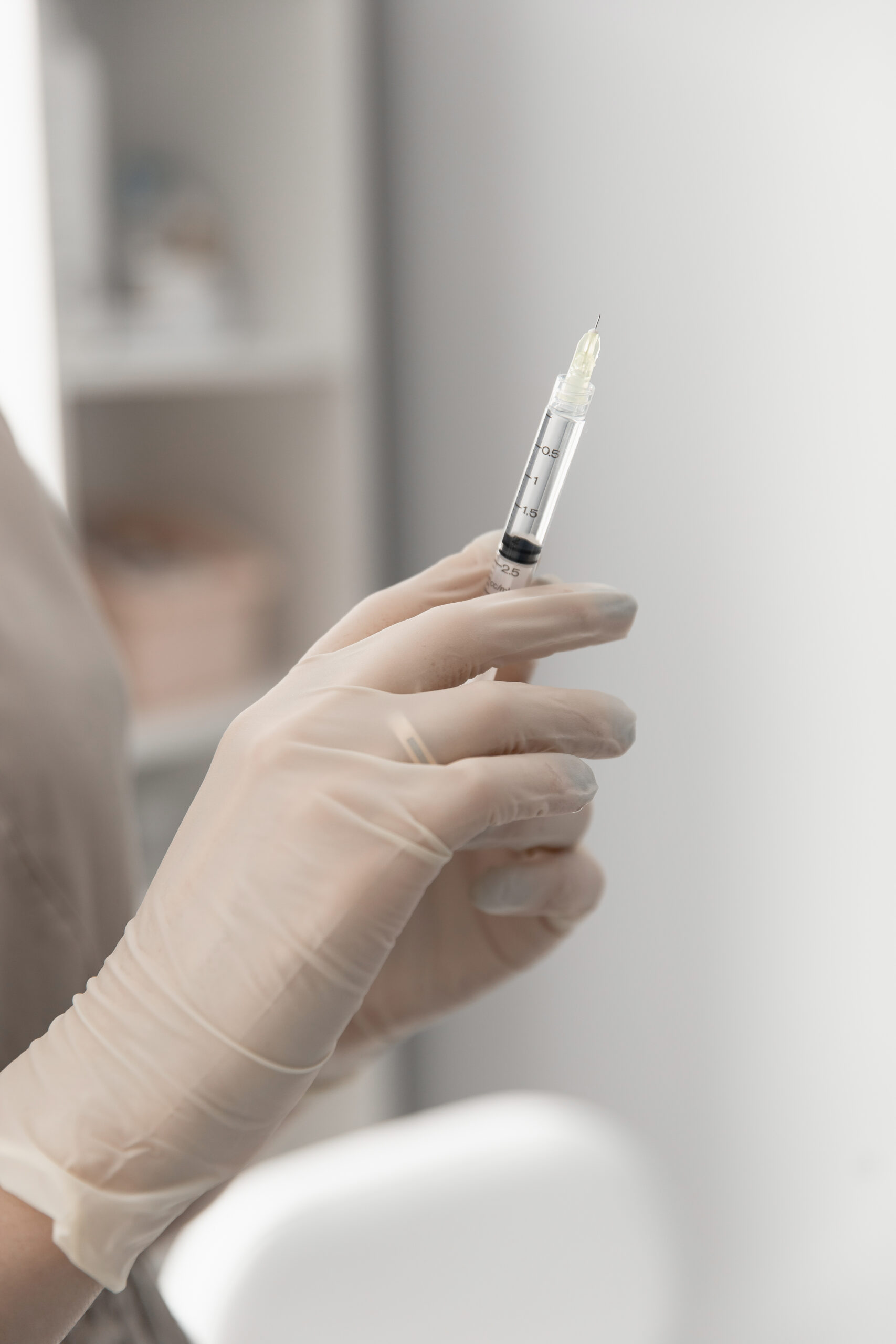 Hyaluronic acid injection treatment during Ramadan